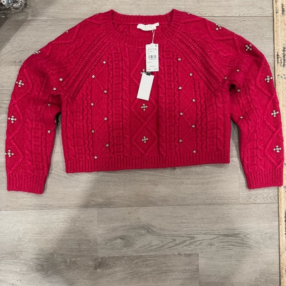 ASTR The Label Fuchsia Cropped Cable Knit Rhinestone Detail Sweater Size L NWT - Picture 1 of 4